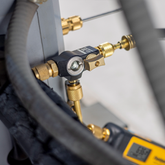 Fieldpiece - VC1GE - İğne çıkarma aparatı. Tek vanalı, gözetleme camlı